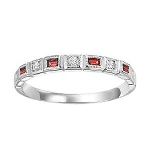 Garnet & Diamond Ring in 14K White Gold / FR1225