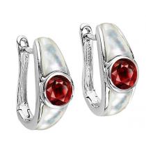 Garnet Earrings in Sterling Silver / FE1114