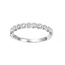 Diamond Ring in 10K White Gold / FR1044