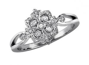 Diamond Ring in 10K White Gold / FR4050